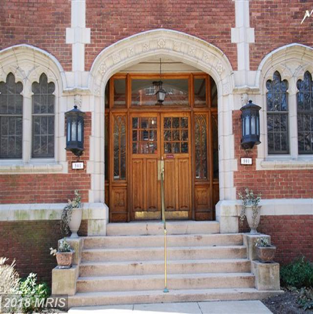 501 University Parkway - Photo 1
