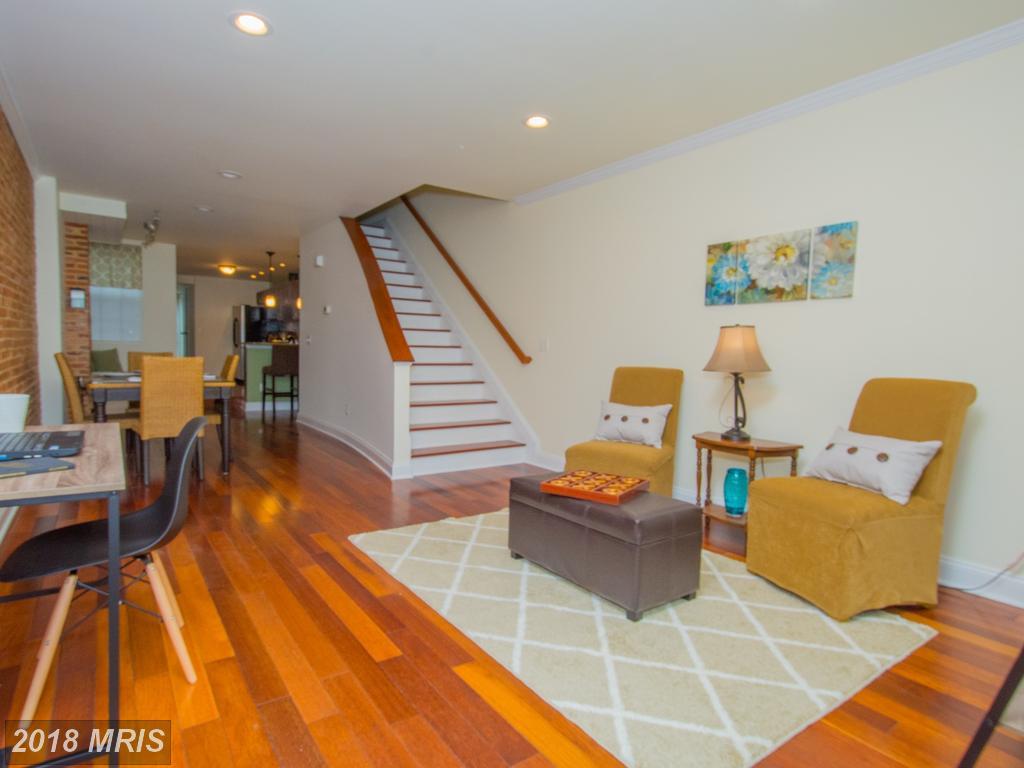1502 Henry Street - Photo 1