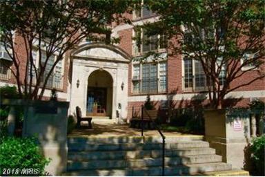 100 University Parkway - Photo 1