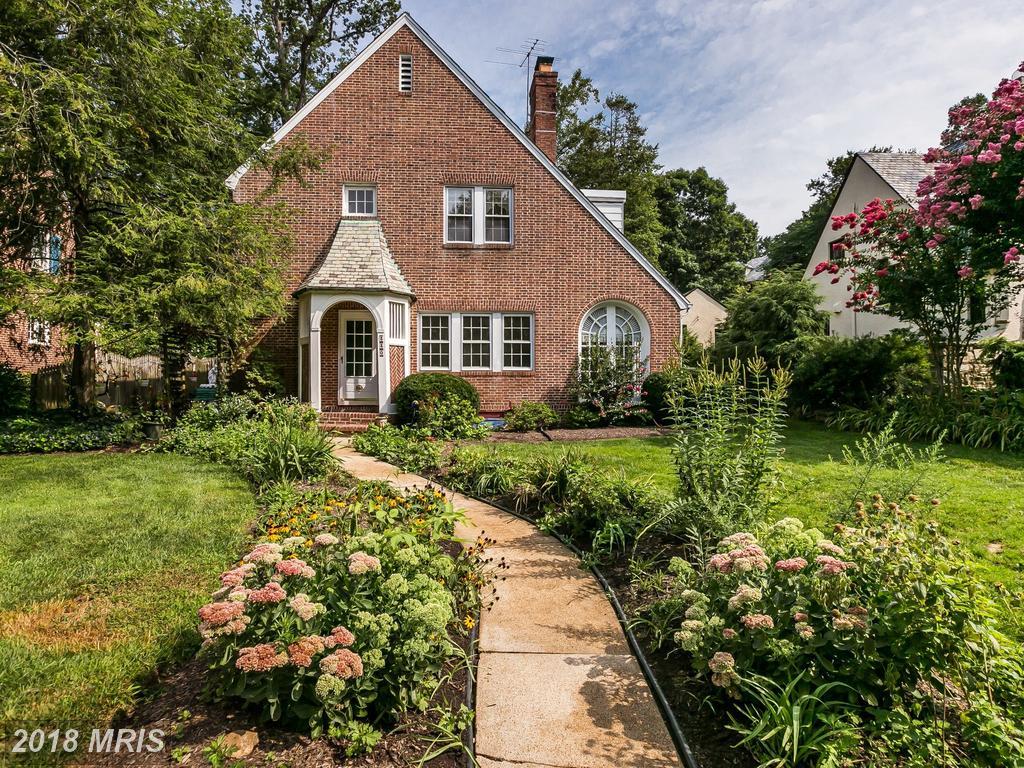 330 Tunbridge Road - Photo 1