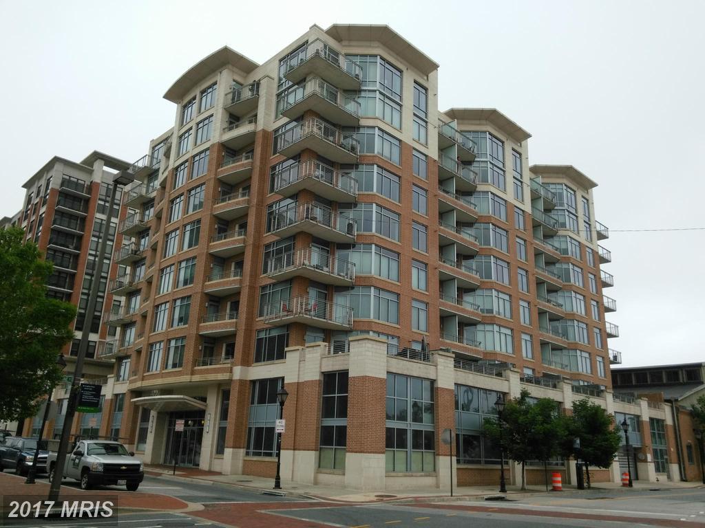 1400 Lancaster Street - Photo 1