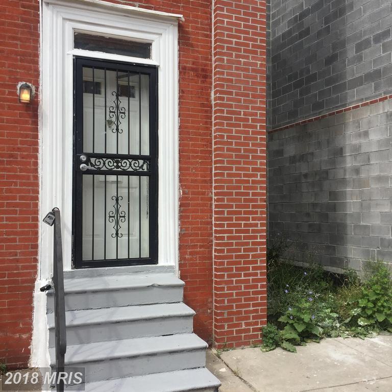 1530 Argyle Avenue - Photo 1
