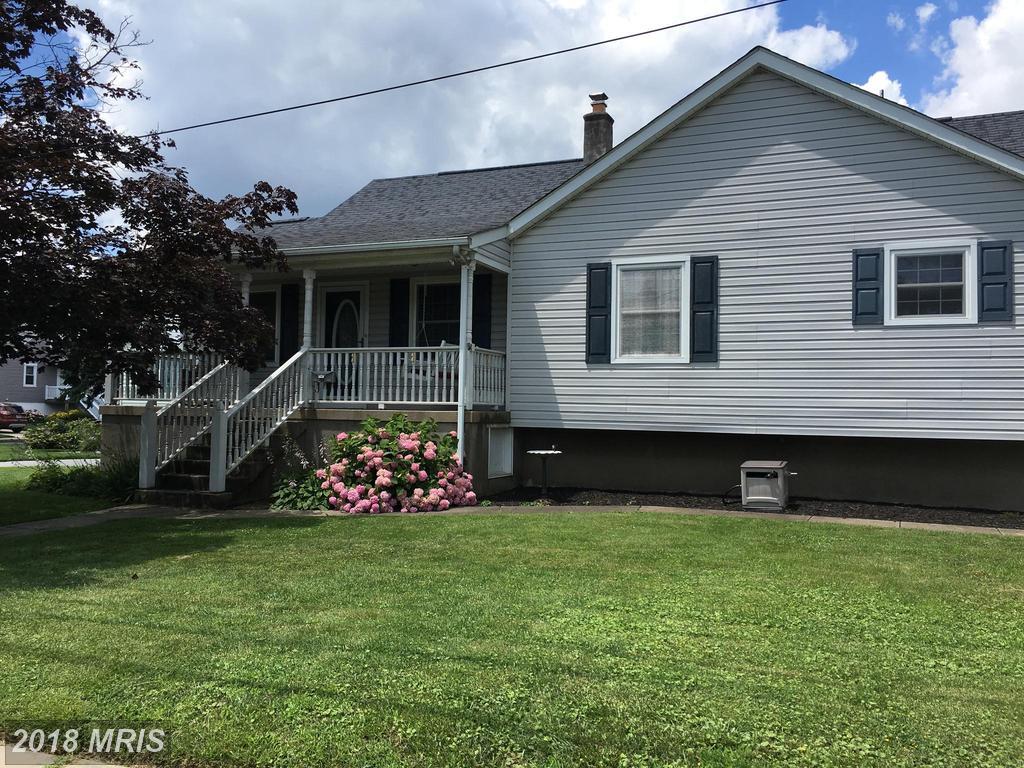 114 Bayside Drive - Photo 1