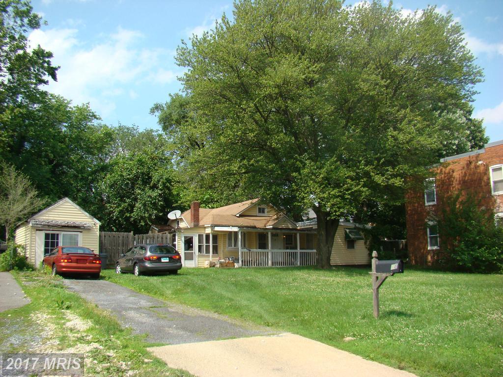 18 4TH Avenue - Photo 1