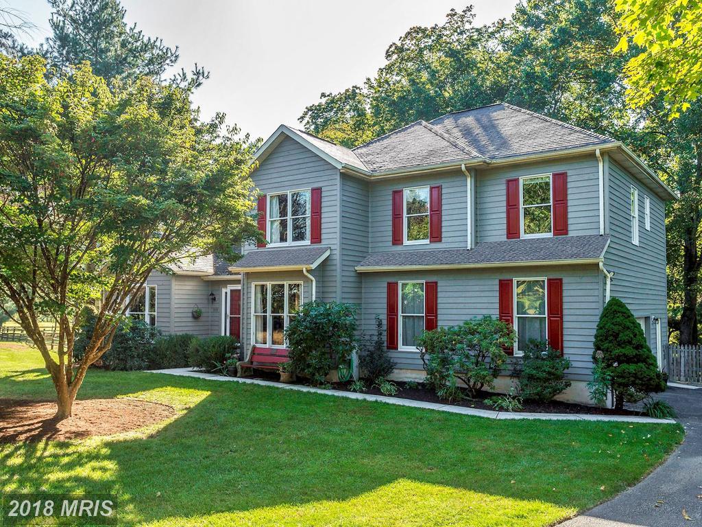 3318 Dandelion Drive - Photo 1