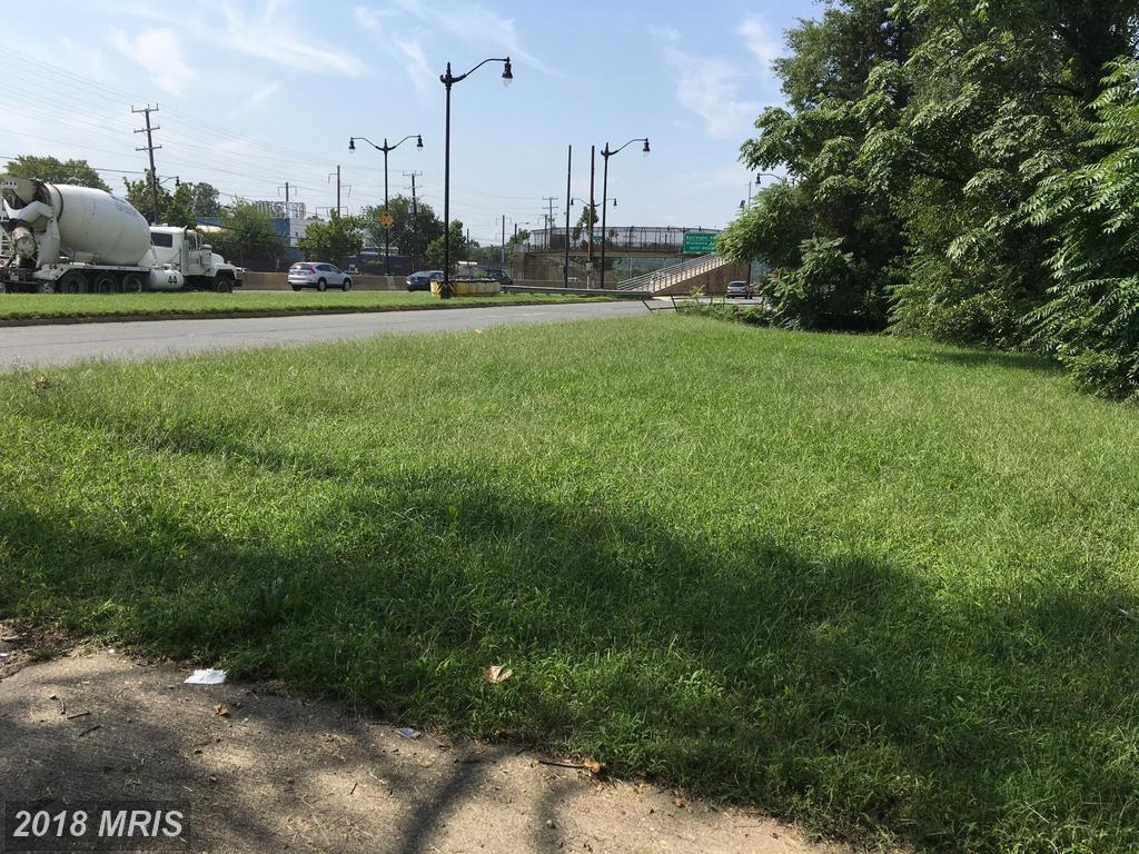 Kenilworth Avenue - Photo 1