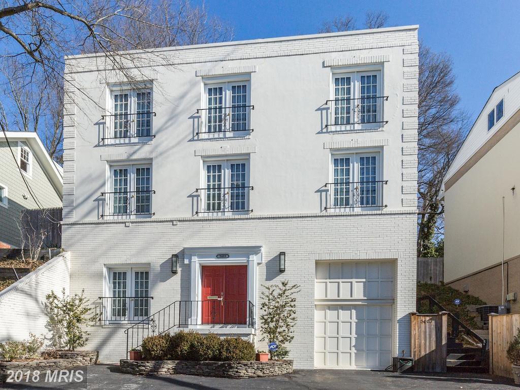 5403 Macarthur Boulevard - Photo 1