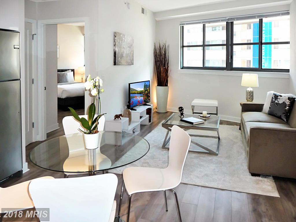 460 New York Avenue - Photo 1