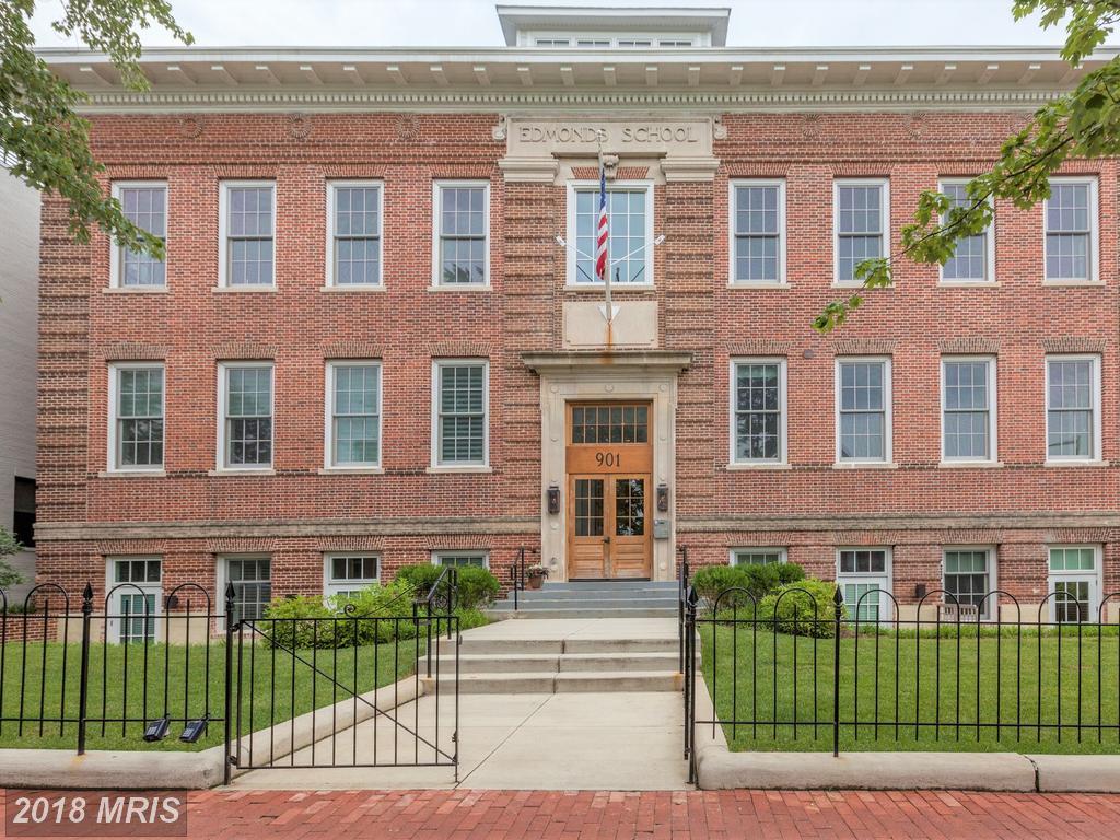 901 D Street - Photo 1