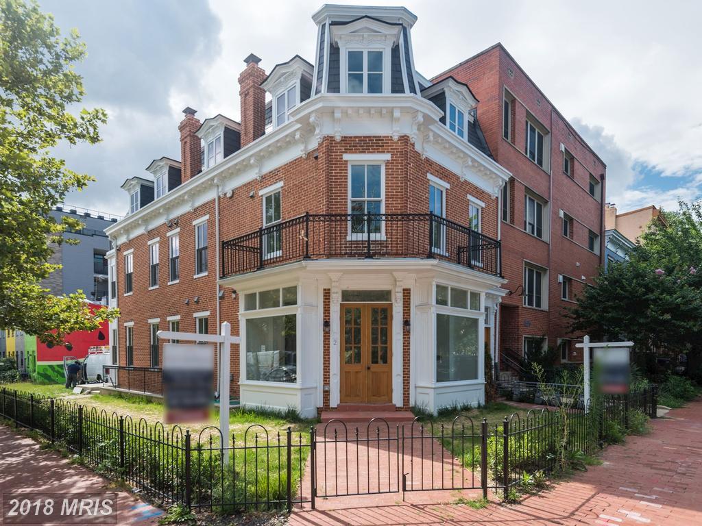 1527 12TH Street - Photo 1