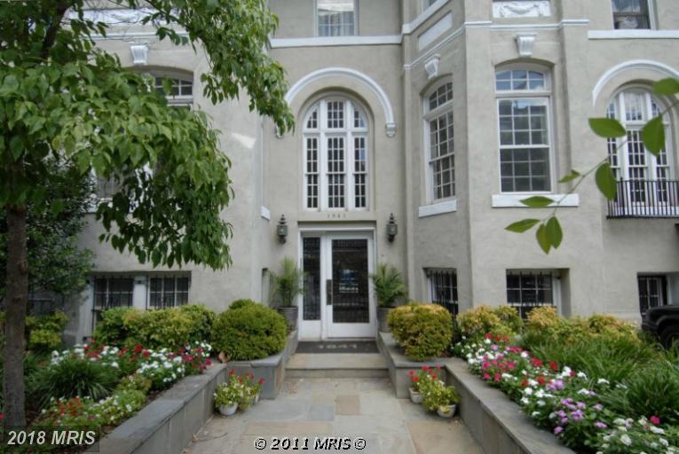 1841 R Street - Photo 1