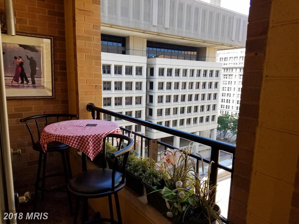 915 E Street - Photo 1