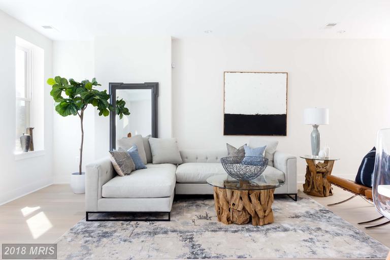 475 New York Avenue - Photo 1
