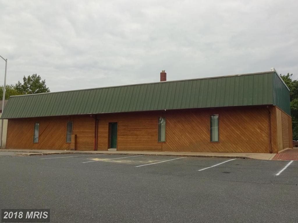 417 Academy Street - Photo 1