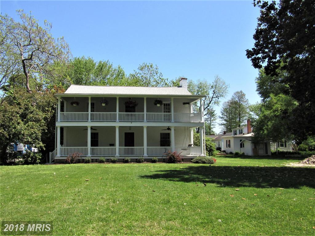1303 Hambrooks Boulevard - Photo 1