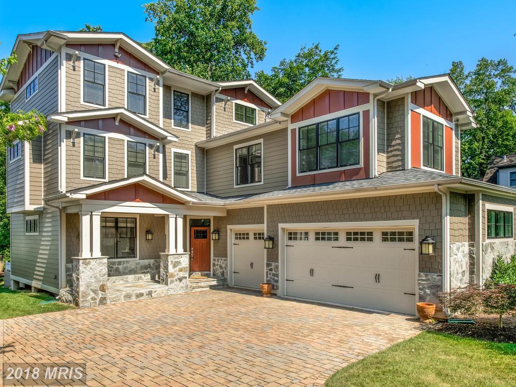 2509 Fowler Street - Photo 1