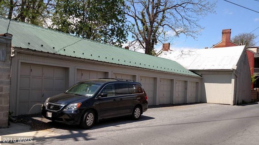 211 Maxwell Avenue - Photo 1