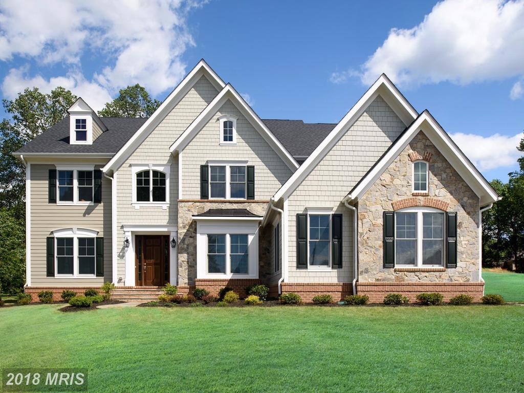 11005 Tradewind Court - Photo 1