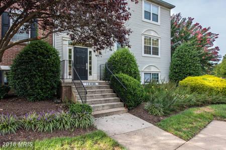12000 Golf Ridge Court - Photo 1