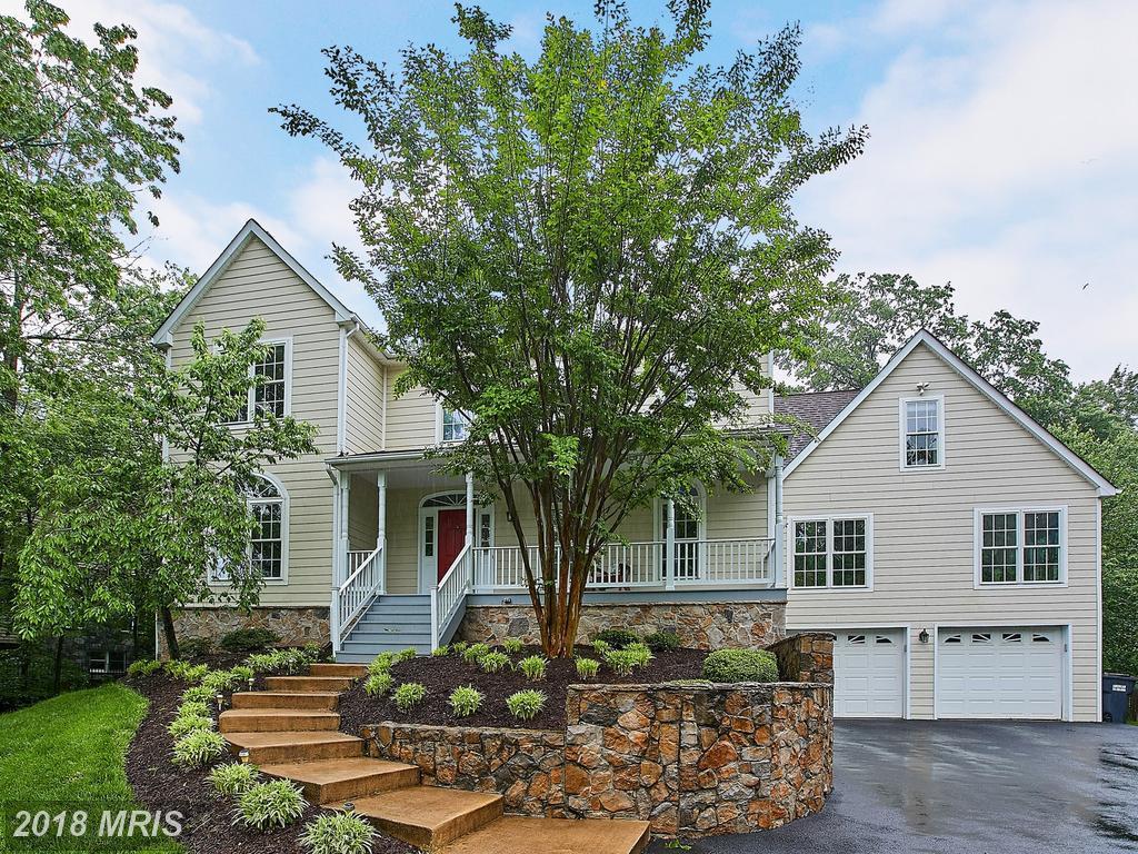 2121 Woodford Road - Photo 1