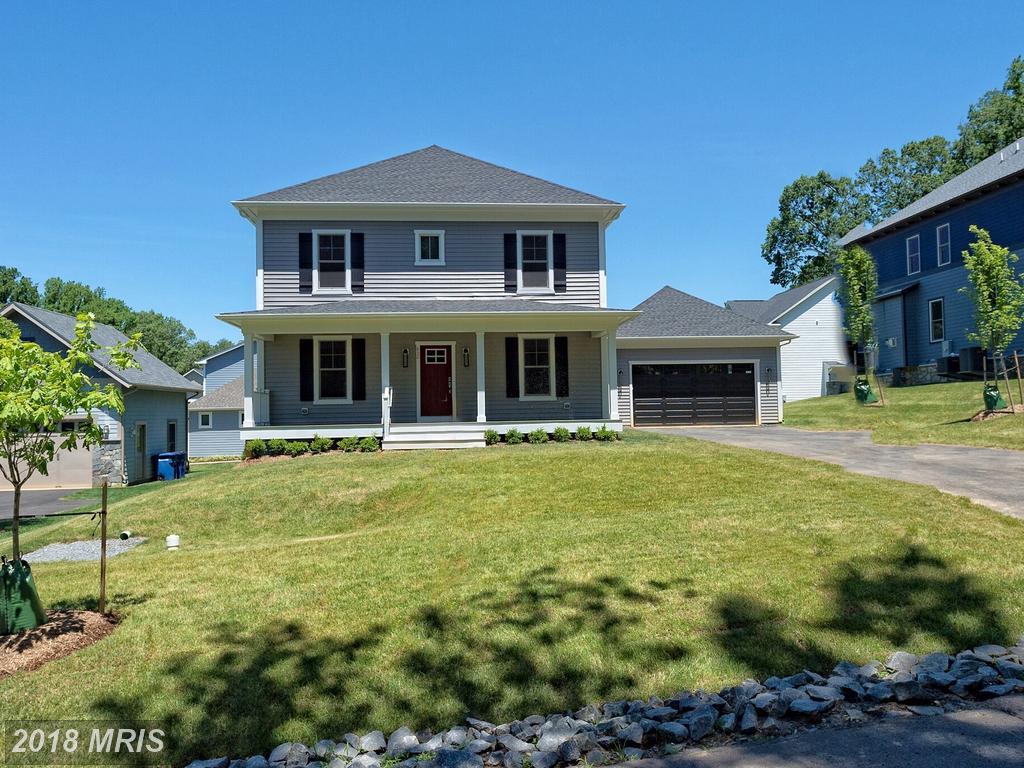 852 3RD Street - Photo 1