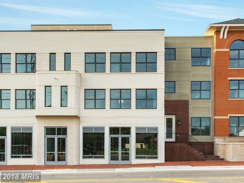 702 Elden Street - Photo 1