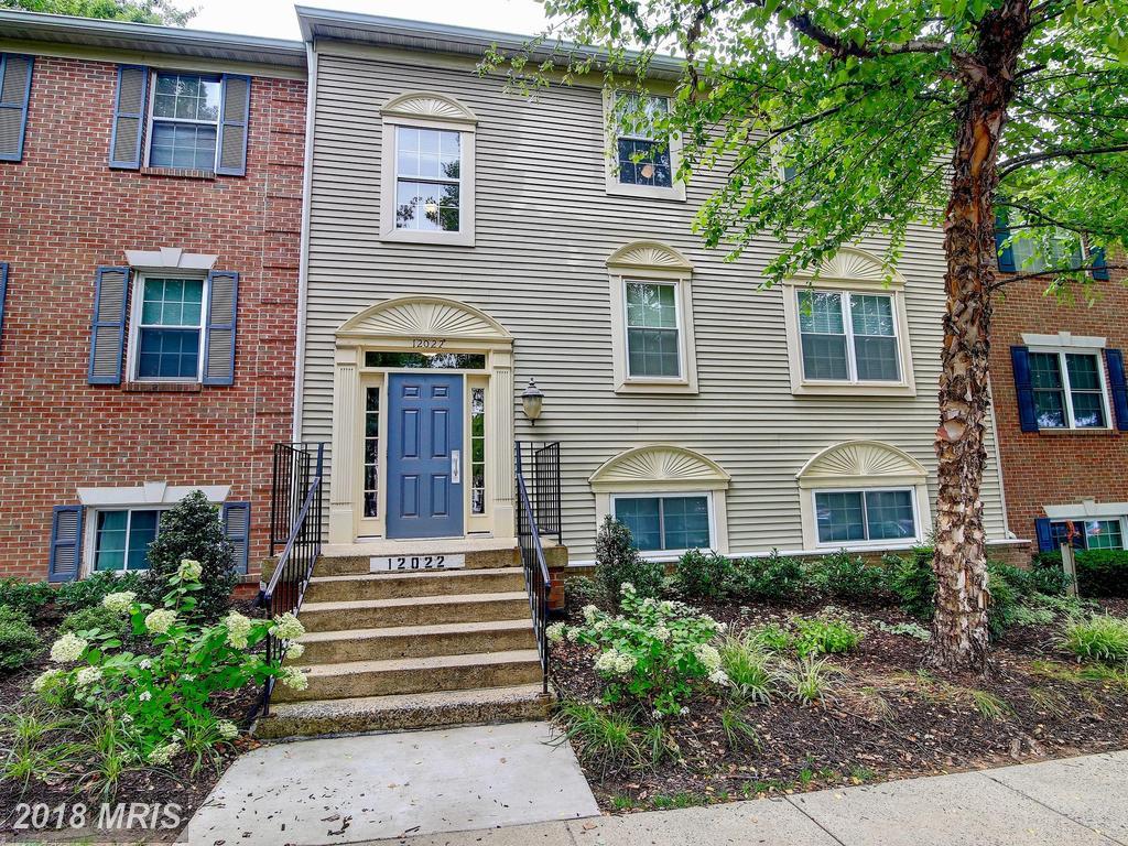 12022 Golf Ridge Court - Photo 1