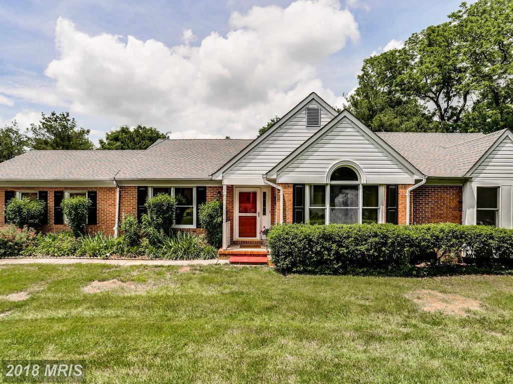 4833 Lauren Court - Photo 1