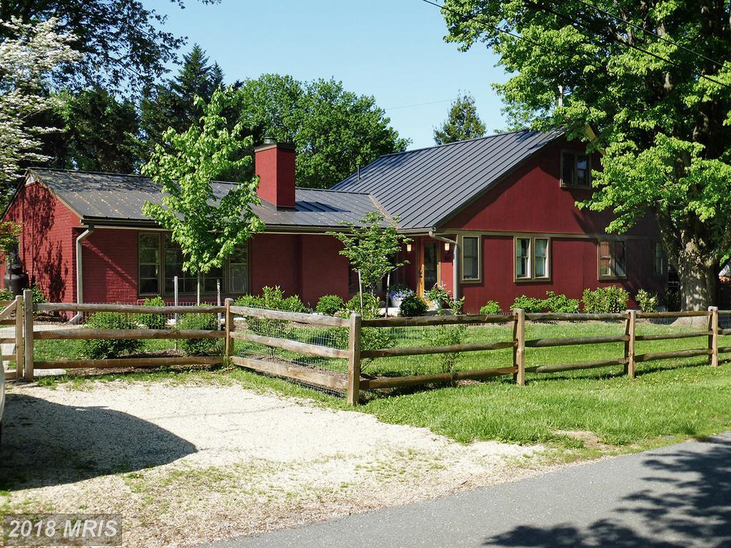 801 Stonewall Avenue - Photo 1