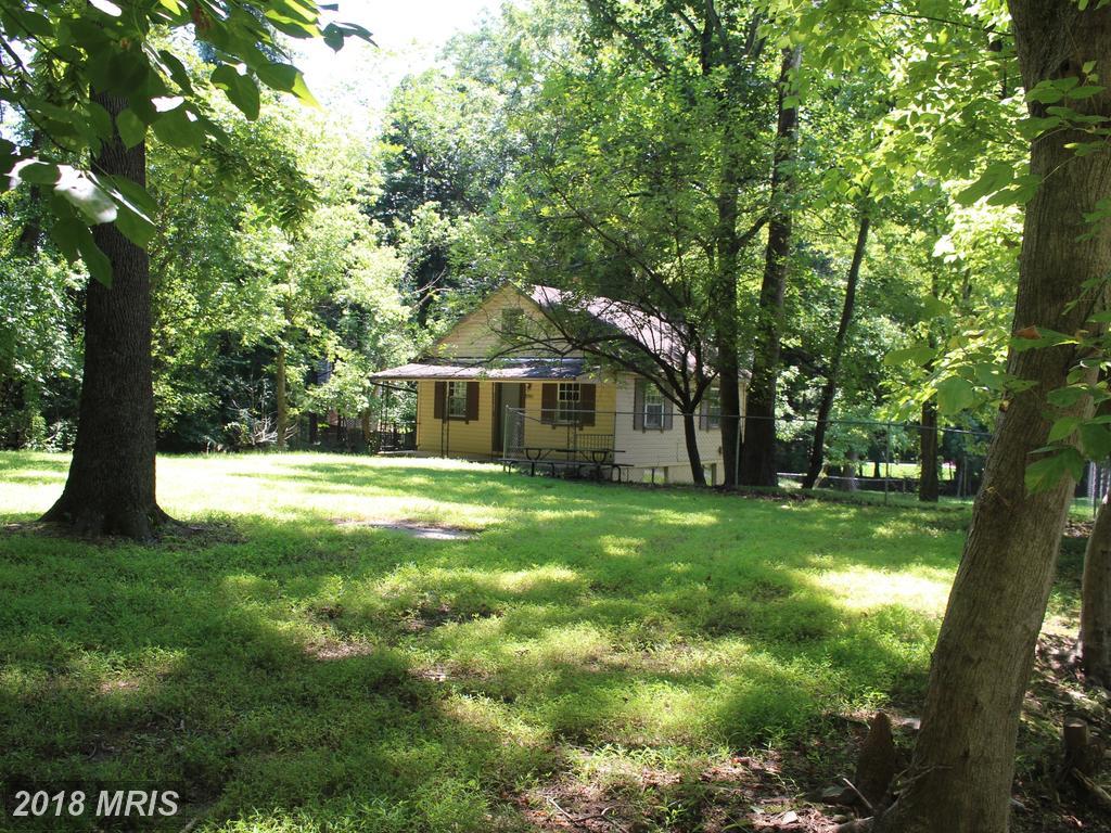 10554 Macarthur Boulevard - Photo 1