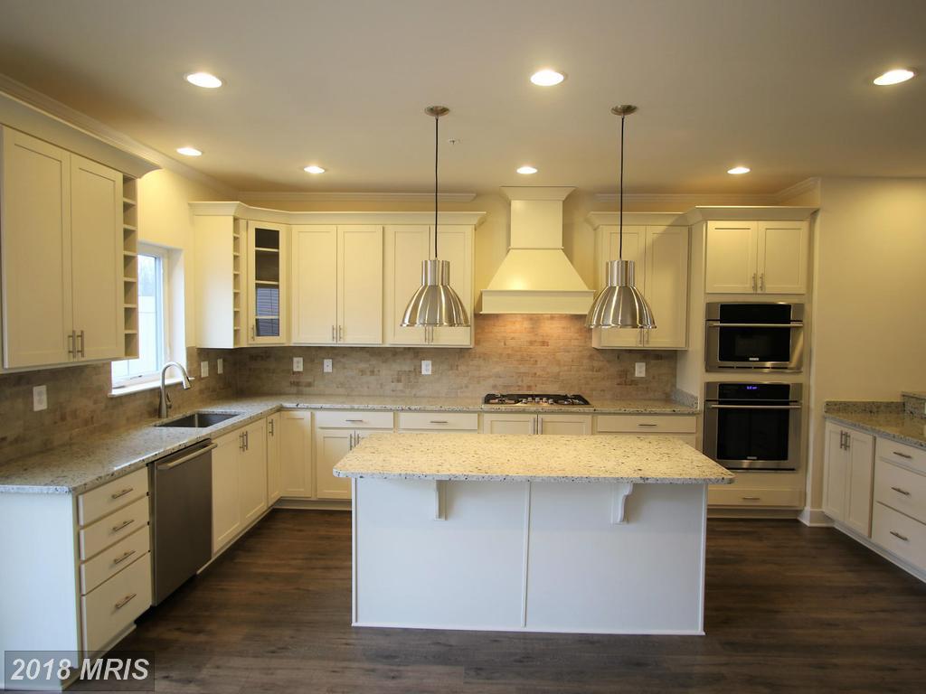 196 GREEN POPLAR LOOP. - Photo 1
