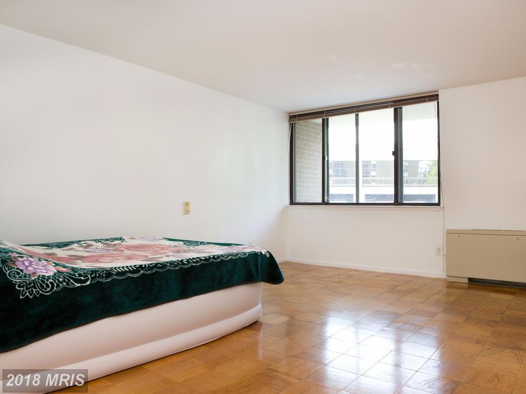 4 Monroe Street - Photo 1