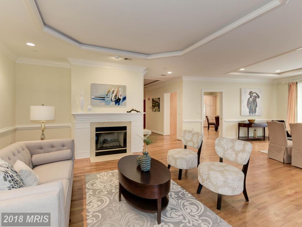 4600 Elm Street - Photo 1