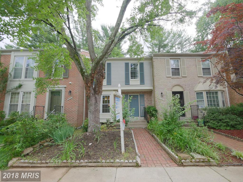 10089 Maple Leaf Drive - Photo 1