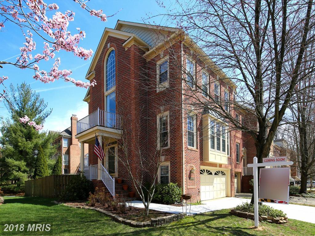 15 Sterling Court - Photo 1
