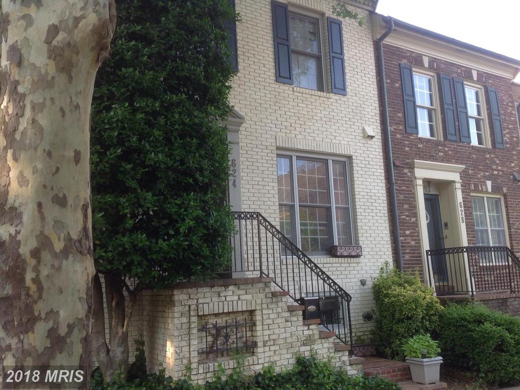 624 Chestertown Street - Photo 1