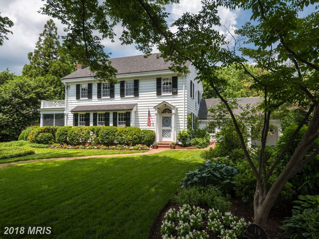 19 Quincy Street - Photo 1