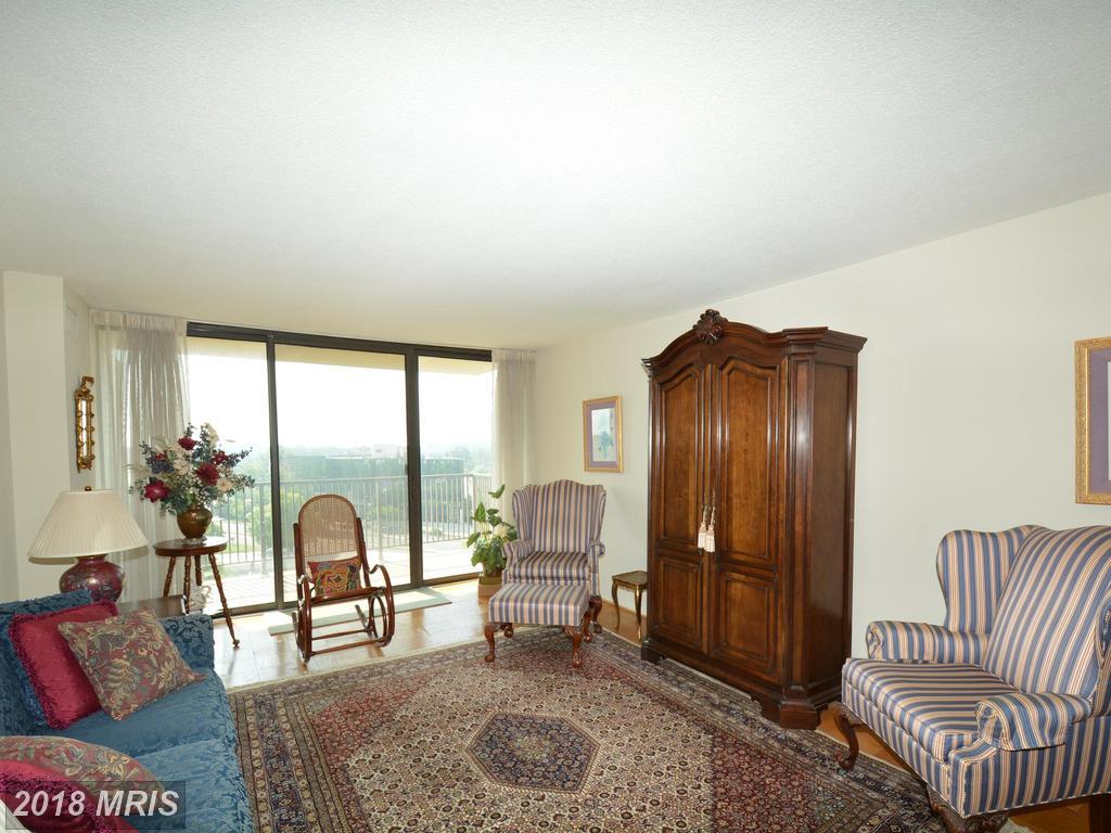 118 Monroe Street - Photo 1