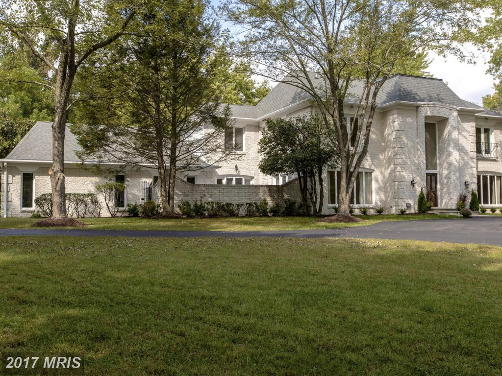 9210 Pegasus Court - Photo 1