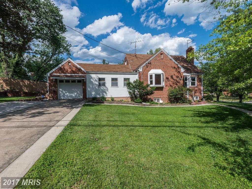 8001 Wildwood Drive - Photo 1