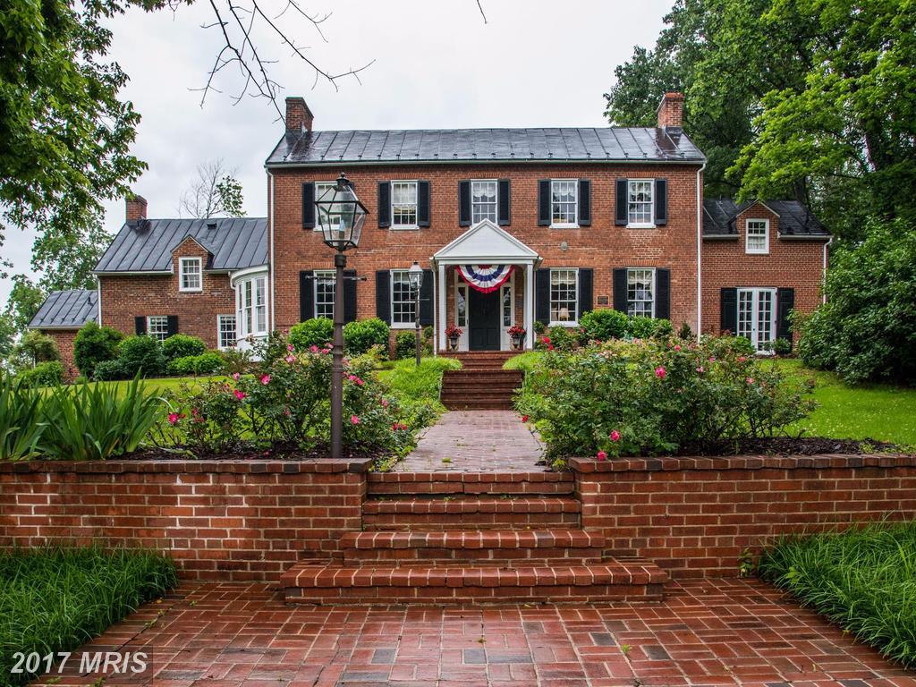 21524 Whites Ferry Road - Photo 1