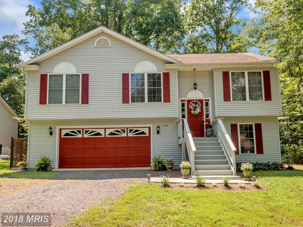 123 Yorktown Boulevard - Photo 1