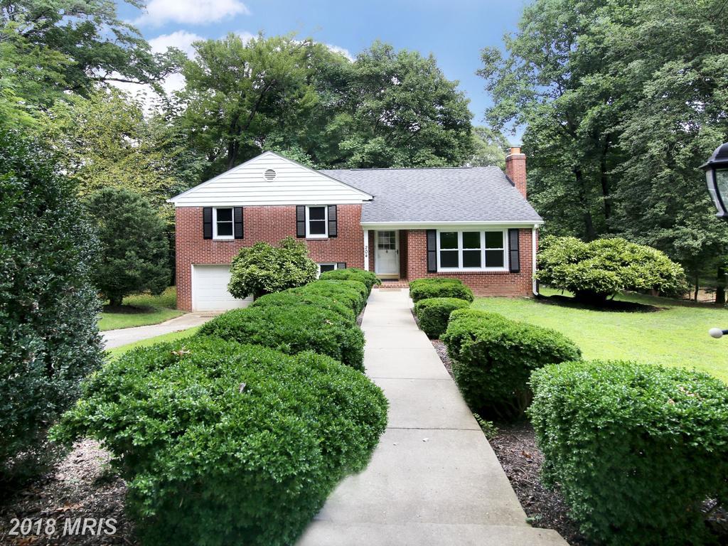 204 West Locust - Photo 1