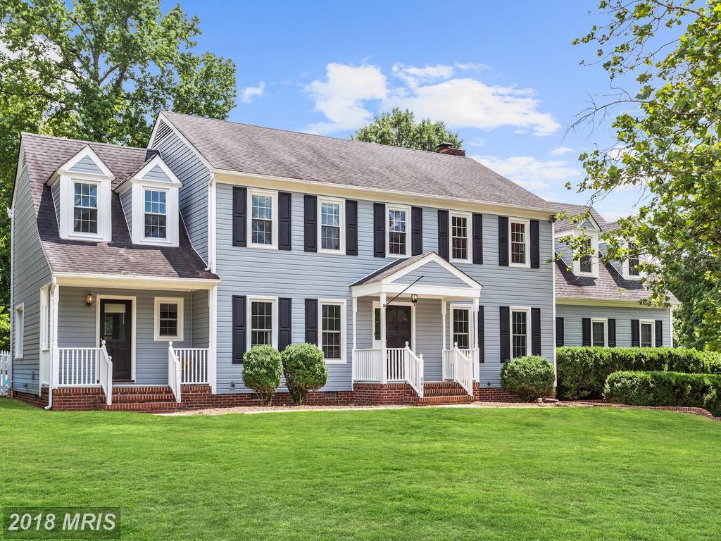 201 Chinaberry Drive - Photo 1