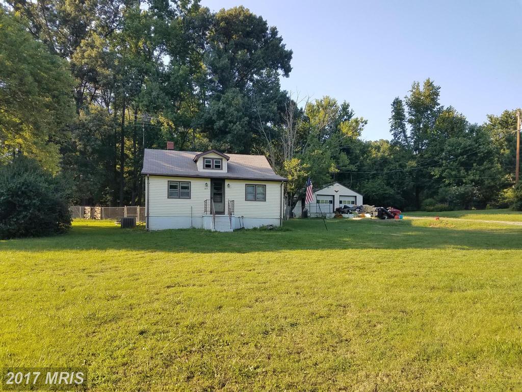 327 Belle Plains Road - Photo 1