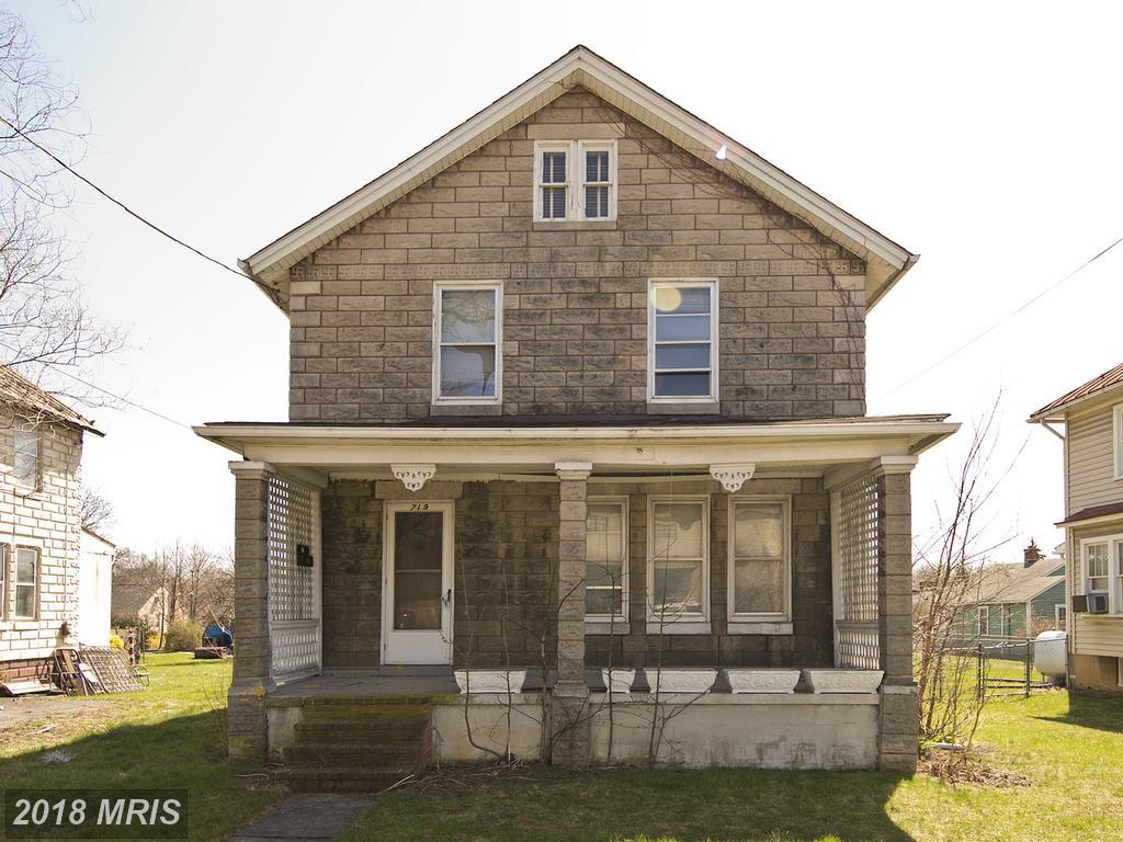 719 Berryville Avenue - Photo 1
