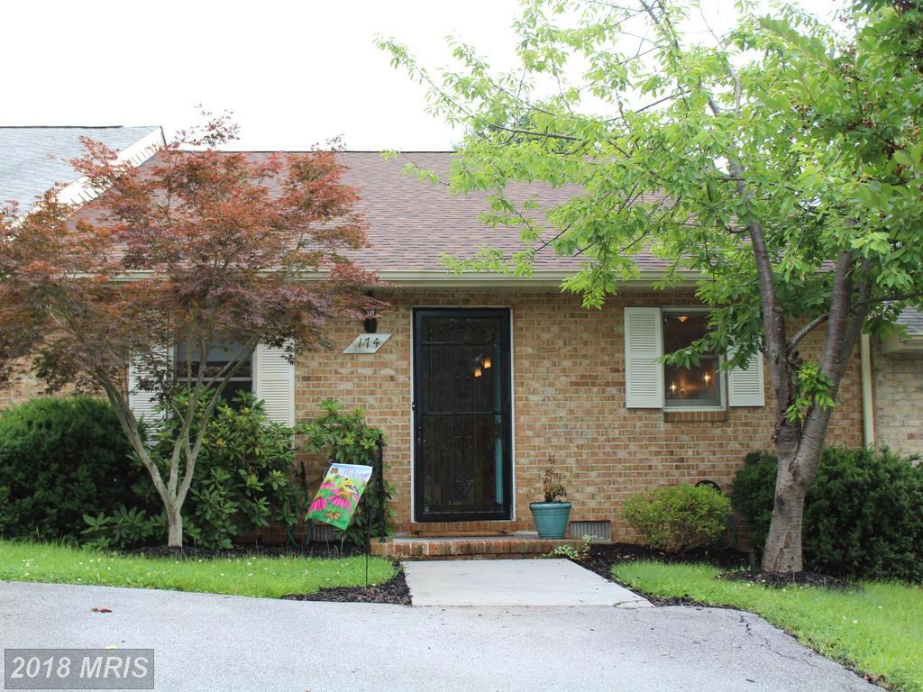 174 Elsia Drive - Photo 1