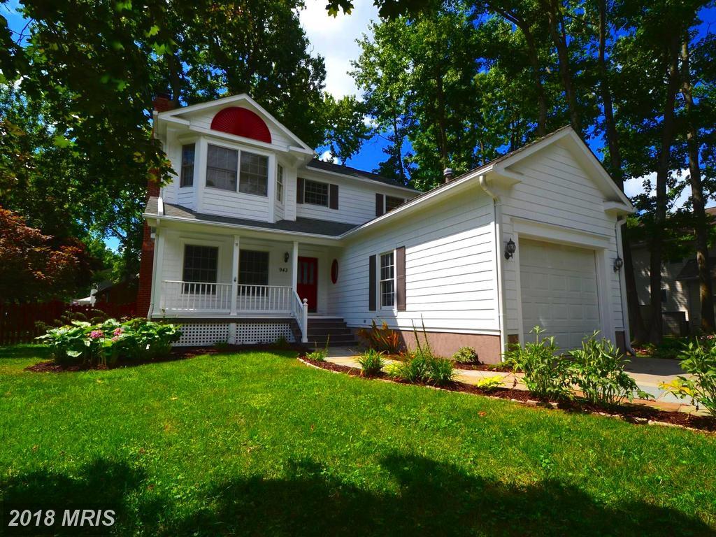 943 Main Street - Photo 1