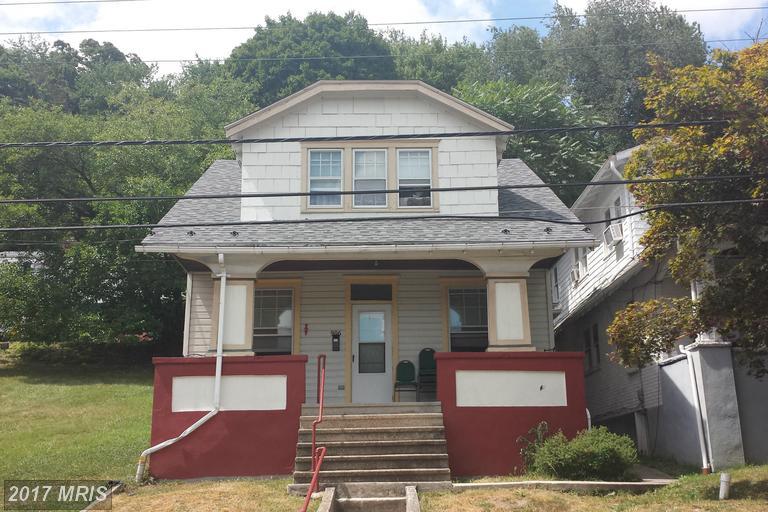 906 Bedford Street - Photo 1