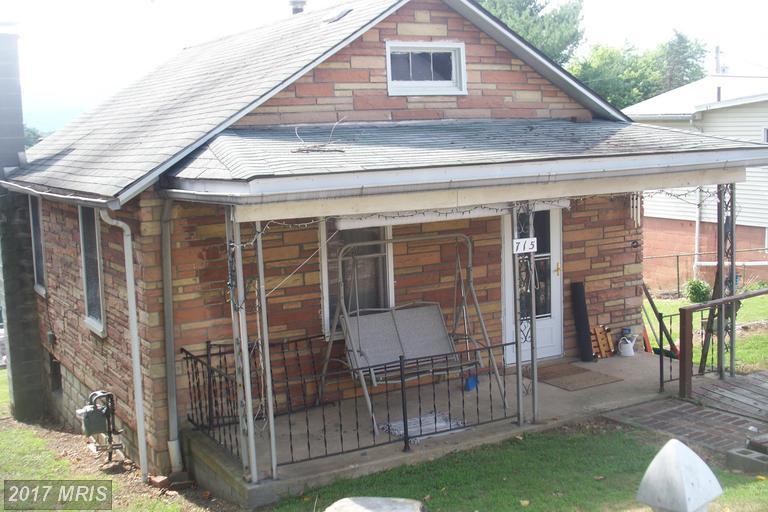 715 Princeton Street - Photo 1